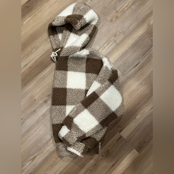 SHEIN Cropped Hoodie - Picture 2 of 6